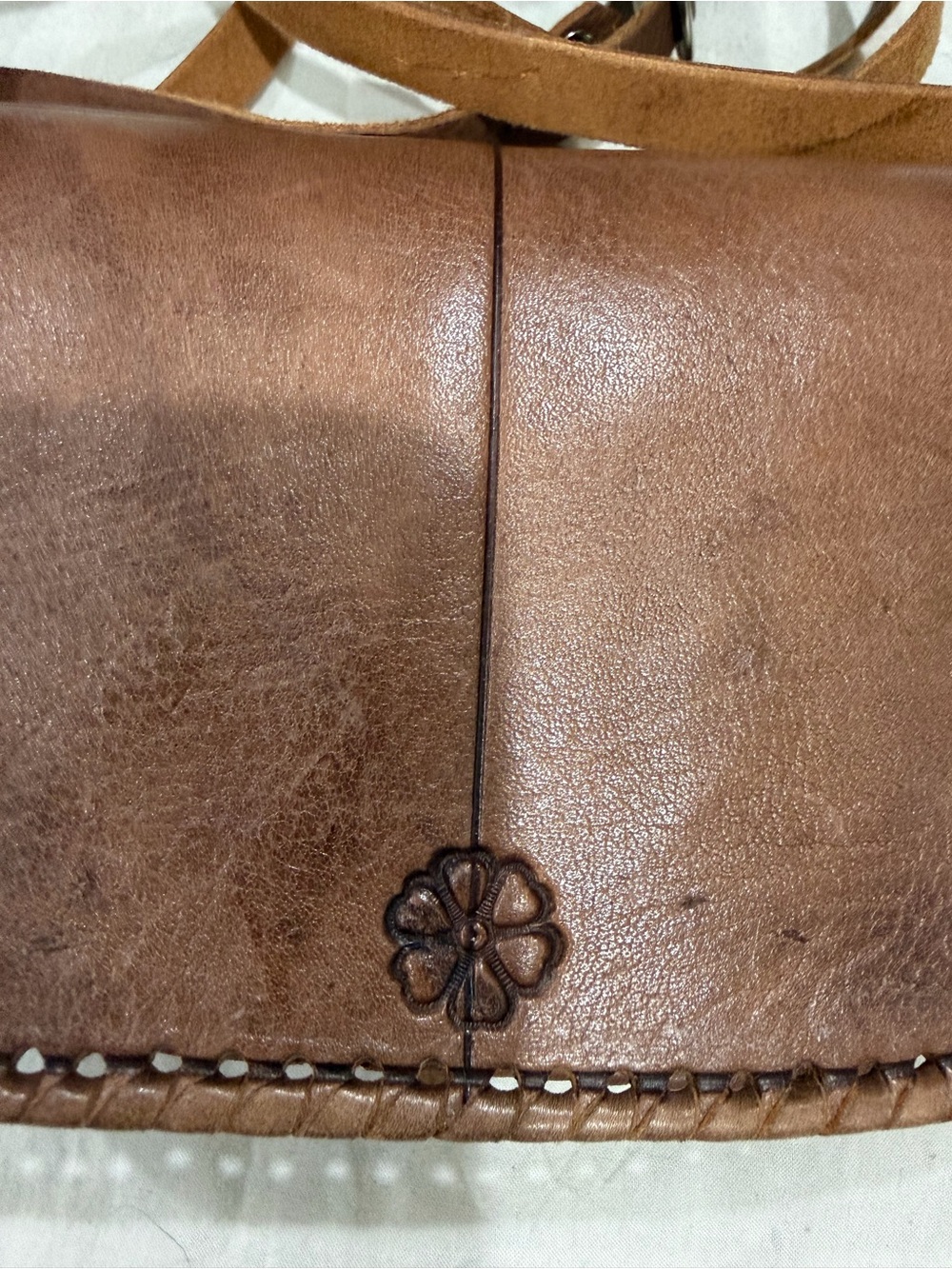 Hand-Tooled Brown Leather Crossbody Bag - Picture 5 of 7